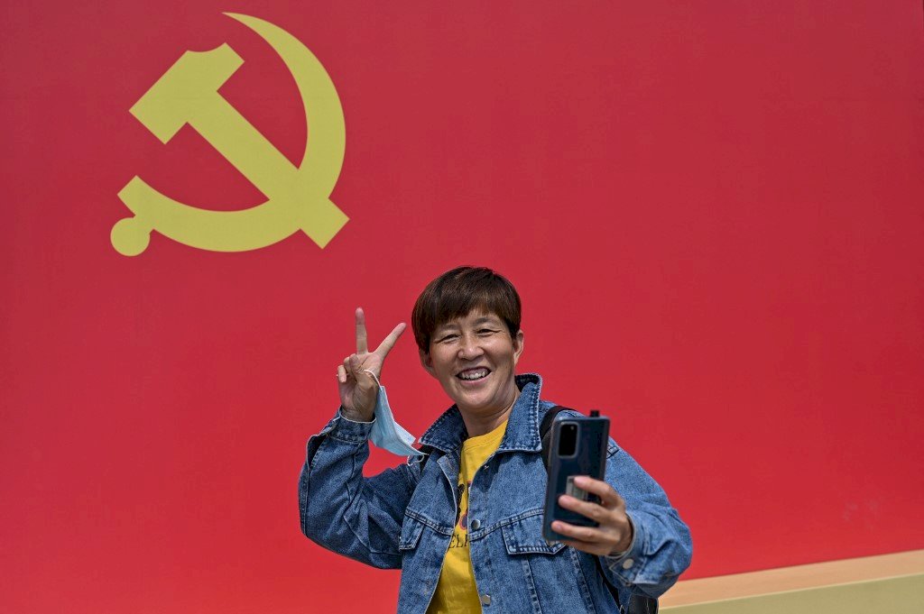 中共百年大事記 &nbsp;習近平曝光度遠超毛、鄧、江、胡