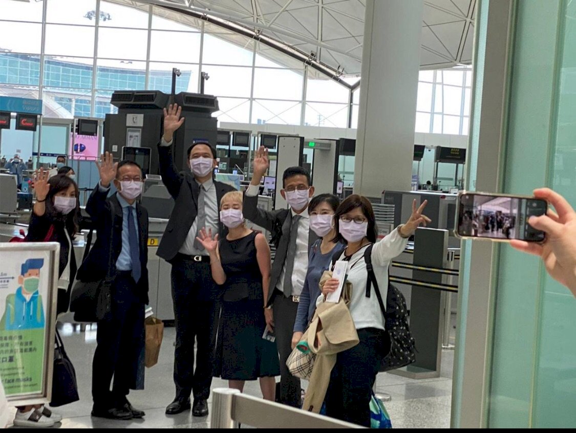 低級紅！港府祭一中承諾換簽證許可  支持陸委會堅持主權原則不妥協不讓步