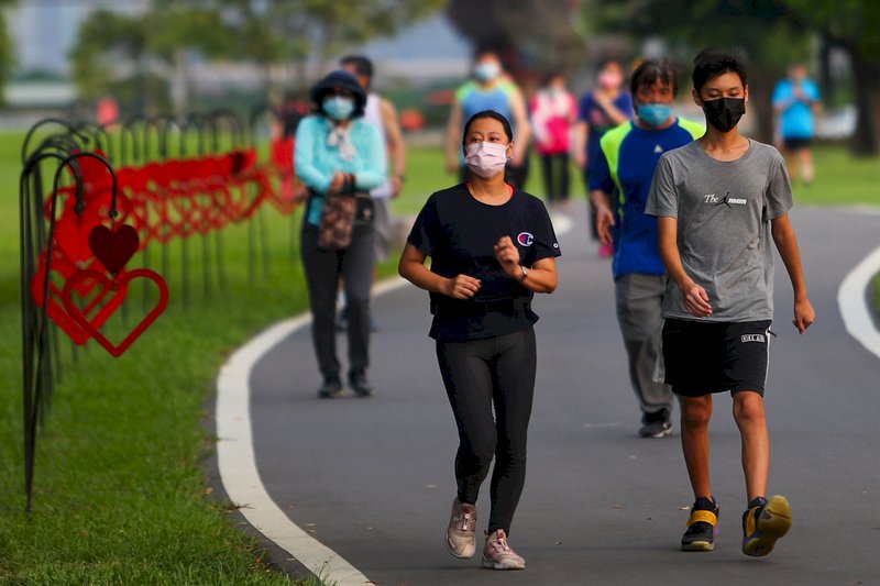 戶外運動戴口罩 醫師提醒五大重點