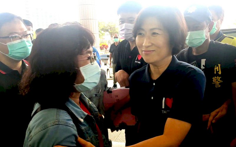 台東縣府辦活動居民不從  池上鄉民遞連署書遭拒