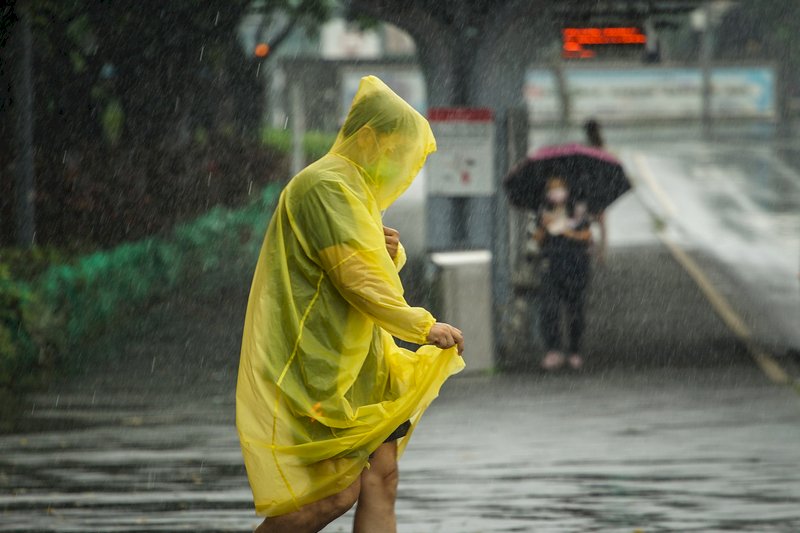 豪雨估106校受災  損失1228萬元
