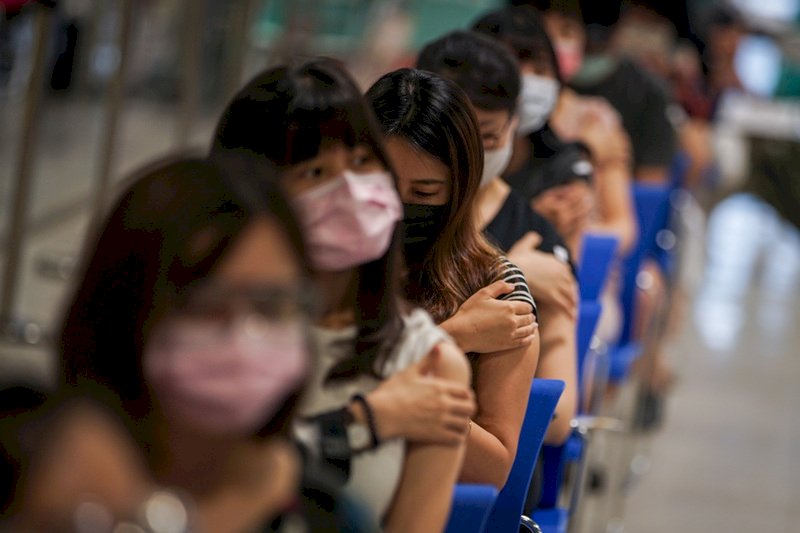 專家：BNT恐致心肌炎 出現3症狀應立即就醫