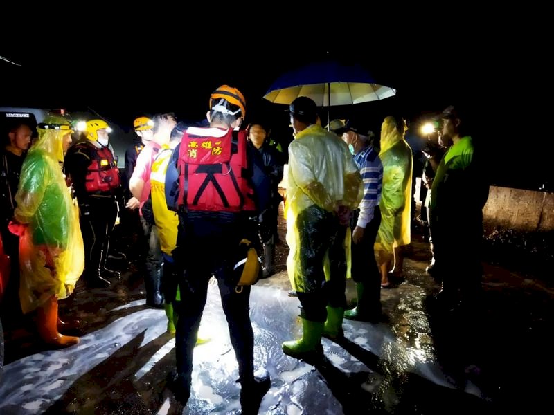 桃源區民代表勘災遭泥流沖走  陳其邁：全力搜救中