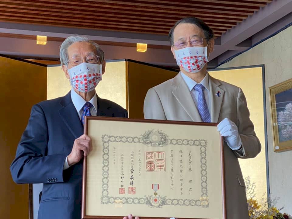 促進台日交流 蔡焜霖獲日本頒發旭日雙光章