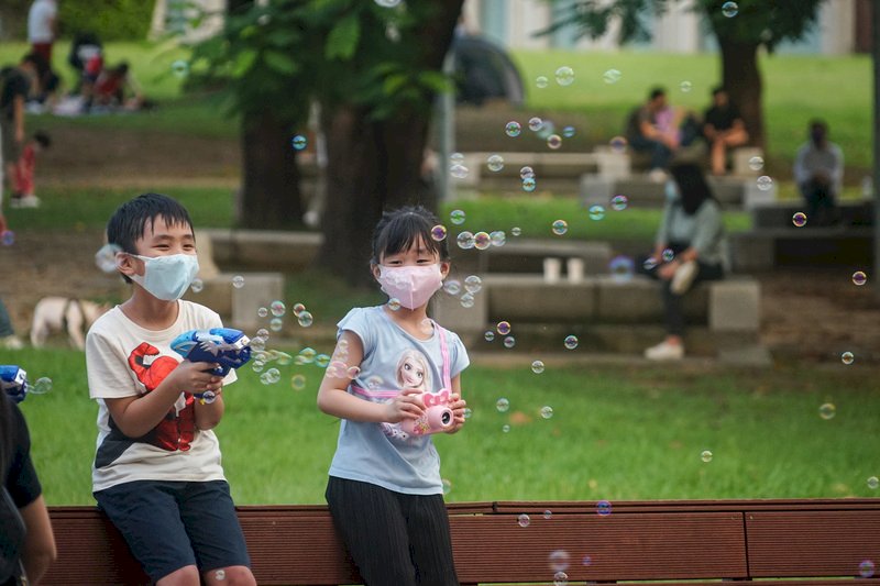 白天仍感偏熱 午後中南部山區局部大雨