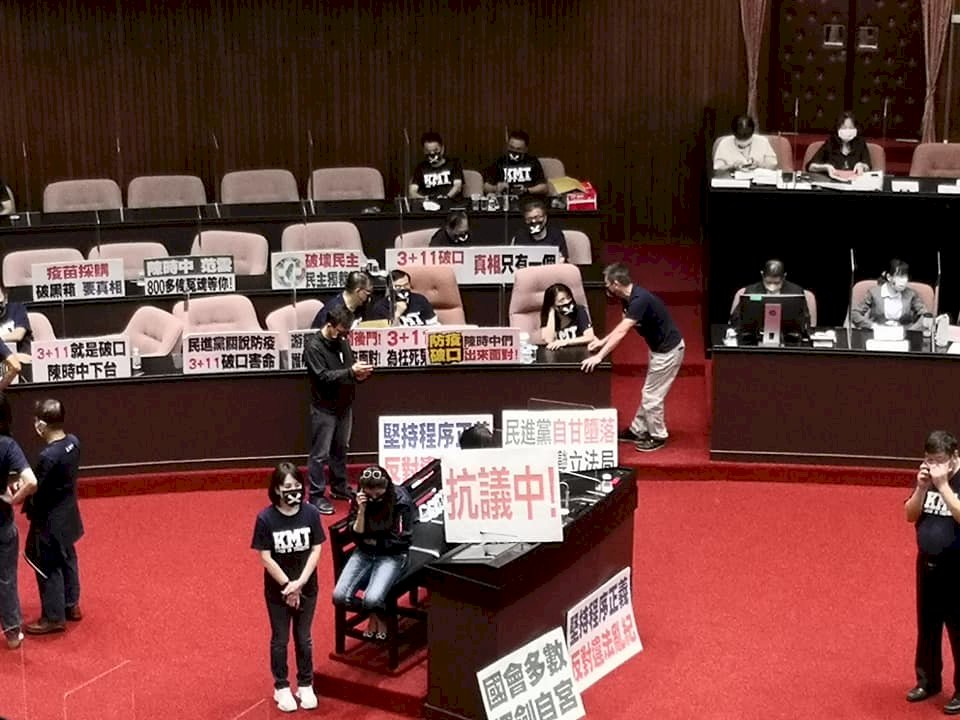 施政總質詢四度遭杯葛 蘇揆批國民黨只會增長敵人威風應深思