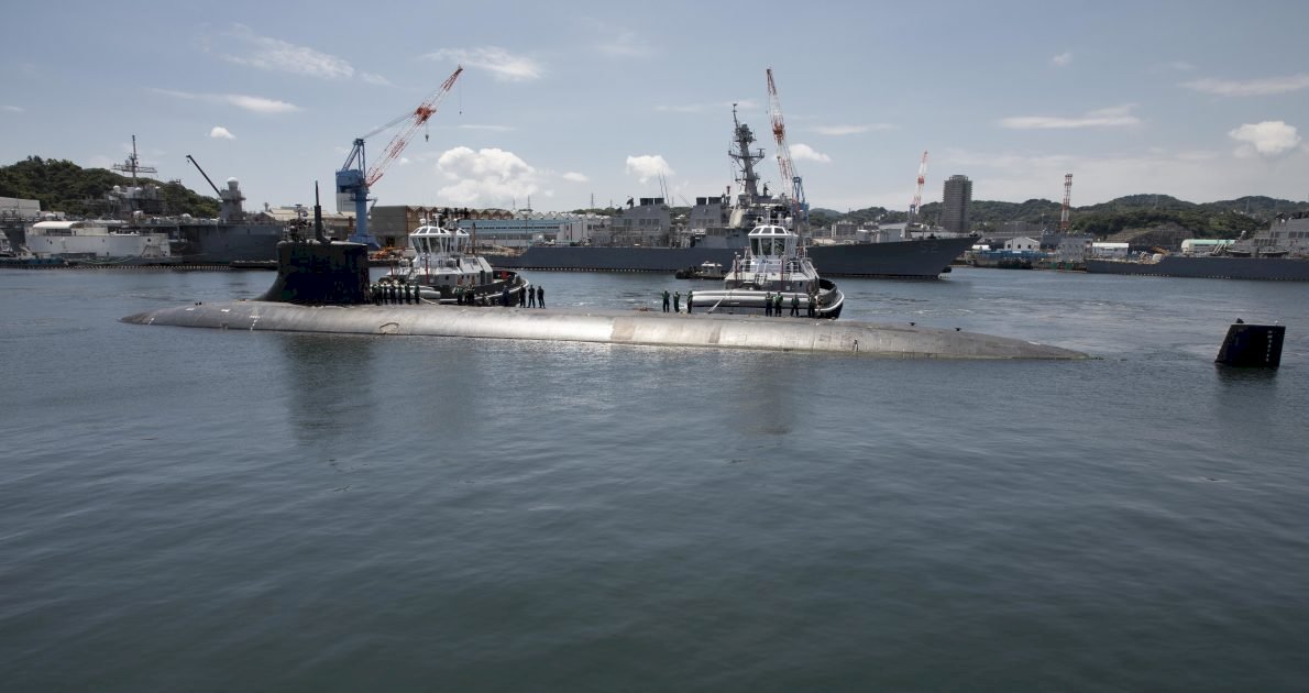 美核潛艦南海撞海底山事件 懲處出爐