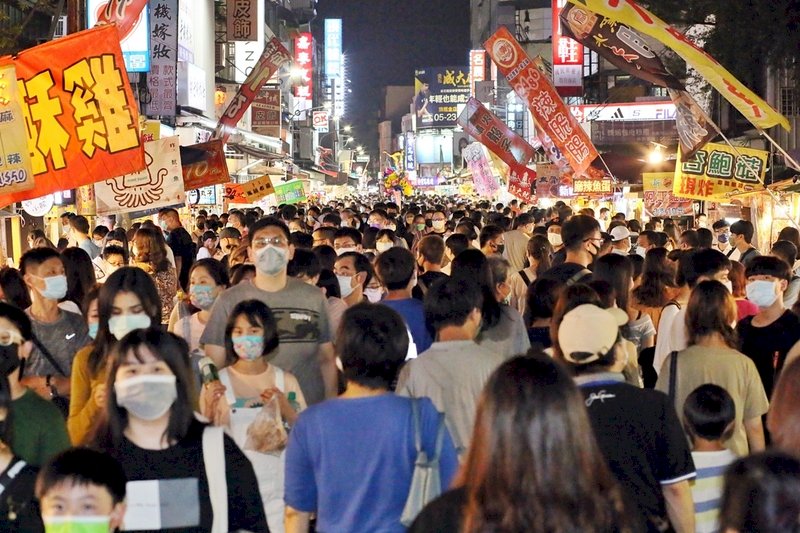 數位五倍券還有好康！11月每週六全台31夜市送限量美食