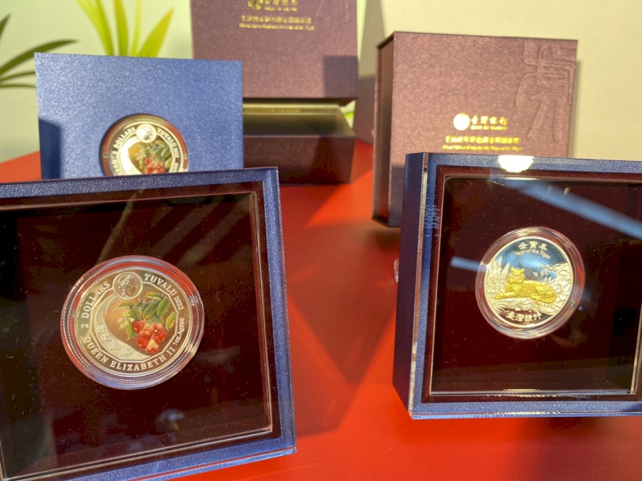 即將揮別牛年 台銀壬寅虎年銀幣今開賣展現環保風