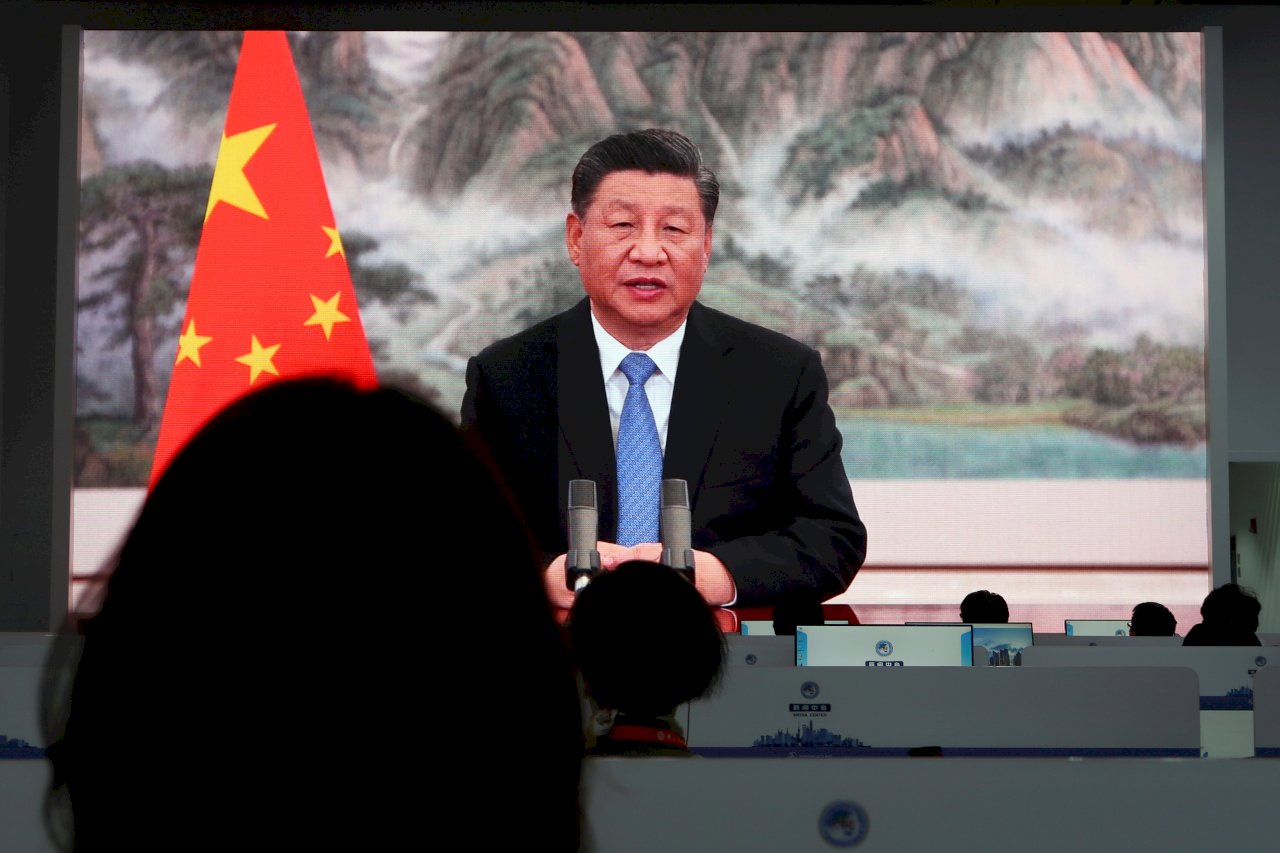全力捧習！中共六中記者會：確立習核心是歷史選擇