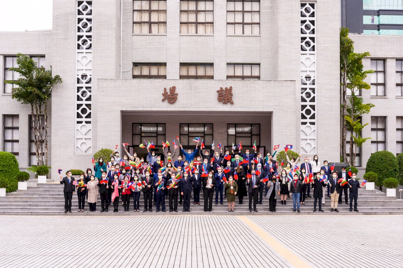 開放國會論壇將登場 五國國會議員參訪立院