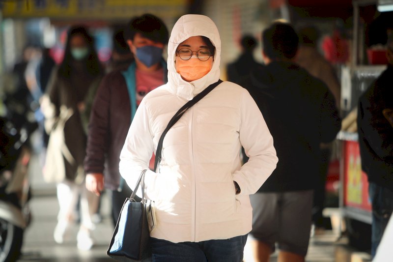 冷氣團南下氣溫明顯降 未來2天更冷低溫下探10度