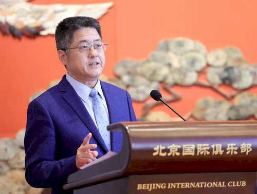 樂玉成稱：中國是「當之無愧的民主國家」