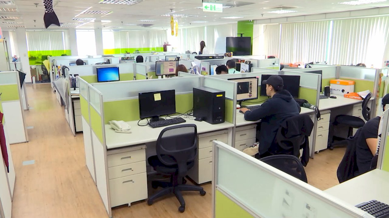 人力銀行調查：文科生2.8年追平理科生能力 4成6企業願大膽聘用