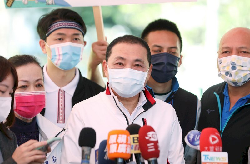 新北防疫助手App警示百米內確診足跡 侯友宜：防疫更到位