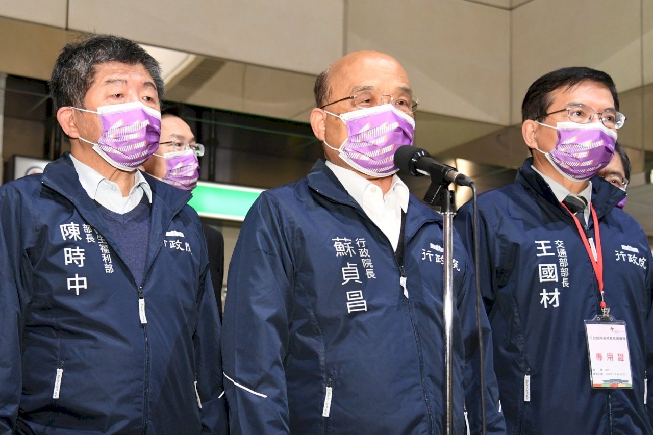 今迎來首波春節返台潮 蘇揆臨時更改行程視察桃機