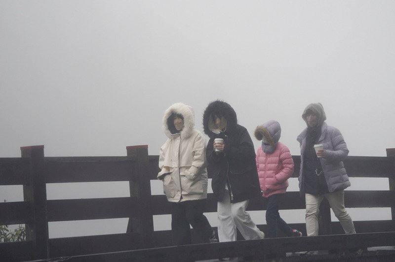 苗栗以北等8縣市低溫特報&nbsp; 北北基宜防大雨