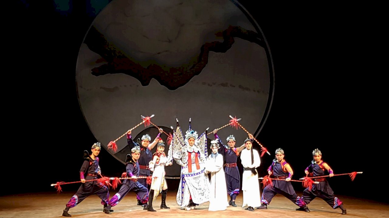 國光劇團搬演《武動三國》  新秀大展京劇武功 (影音)