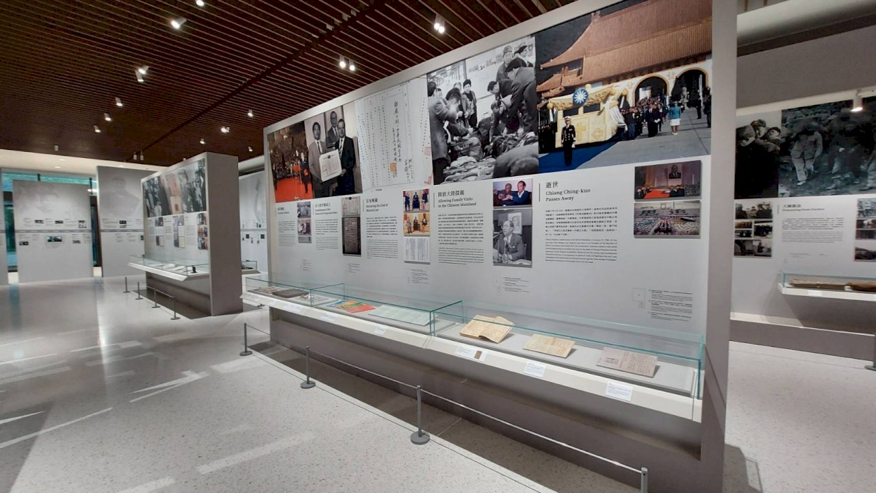 出席蔣經國園區及圖書館開幕 總統：盼化解台灣社會分歧