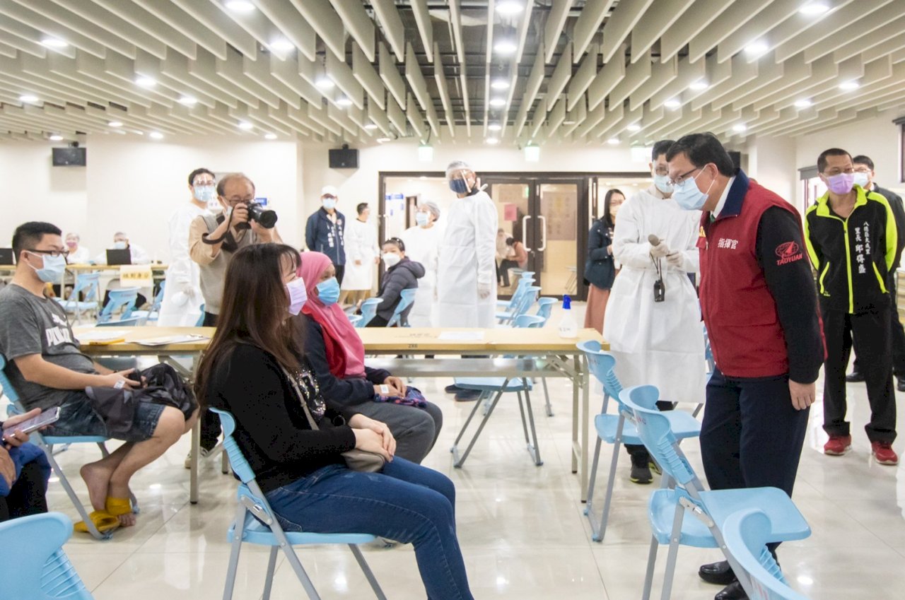 桃園餐廳不禁內用 採座位減半等加強防疫措施