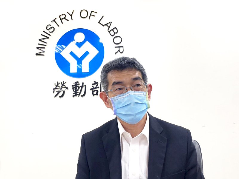 勞動部預告修法 放寬哺乳期間婦女可於夜間工作