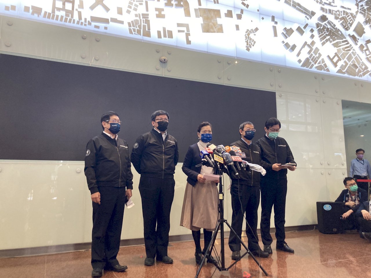 興達電廠事故全台頓失3分之1電力釀大停電 王美花致歉