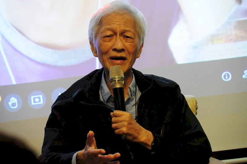 李怡看民主轉型：台灣成功靠自己幫自己