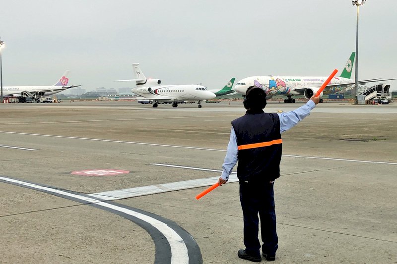 馬紹爾總統率團訪台 &nbsp;包機傍晚抵達桃園國際機場