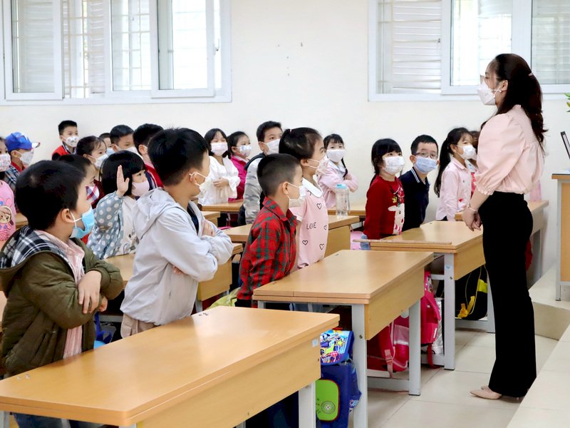 河內小學生返校&nbsp;宅在家近一年見面超興奮