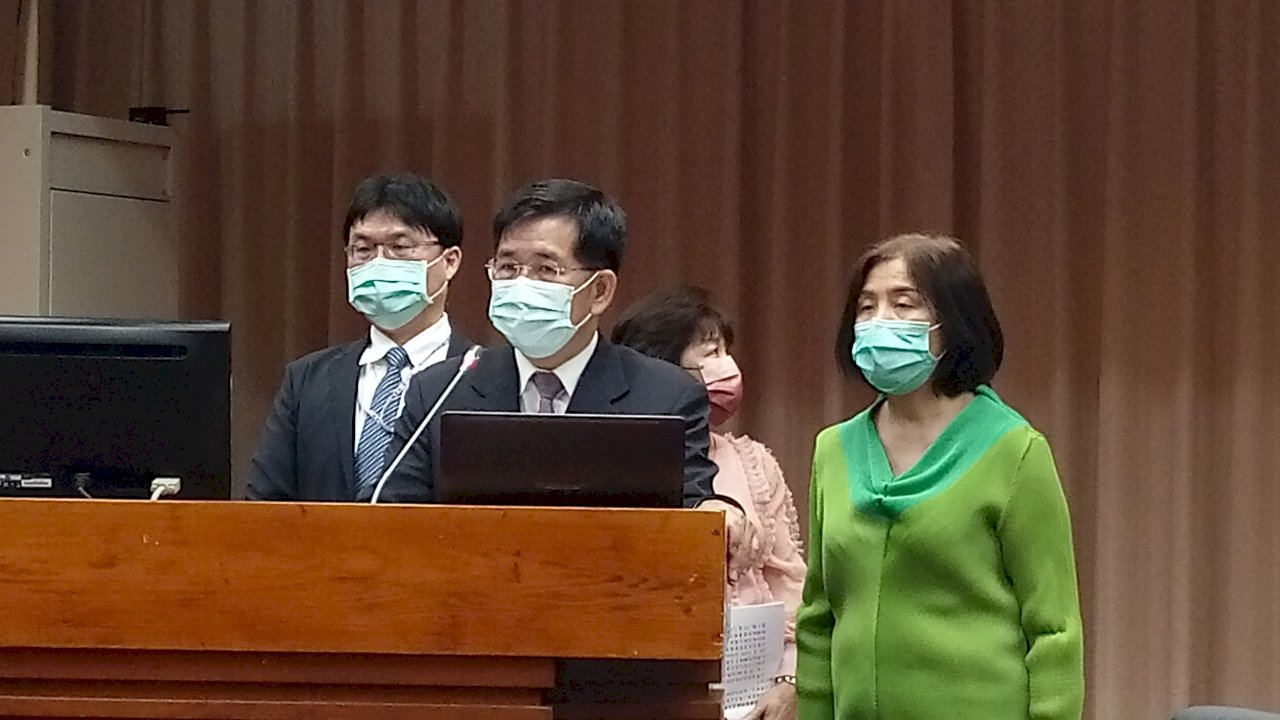 全國99校停課 教長：將視疫情調整校園防疫標準