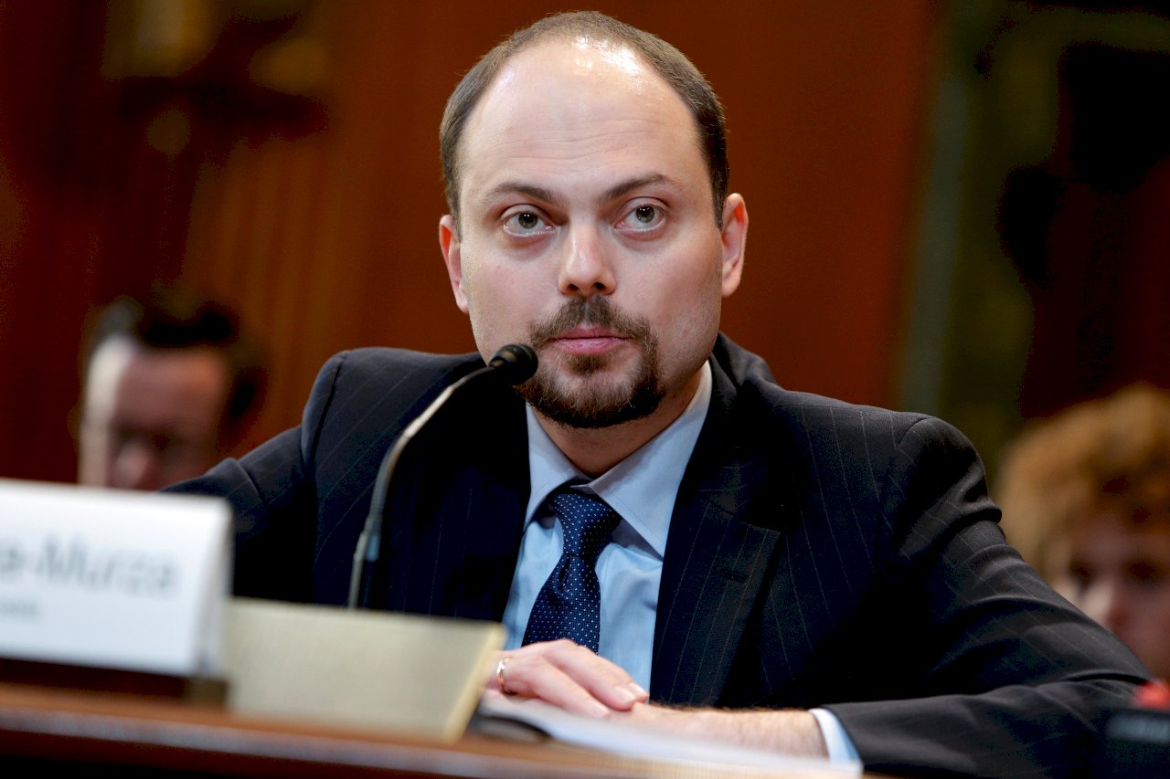 反對入侵烏克蘭  俄異議人士卡拉姆扎面臨25年徒刑