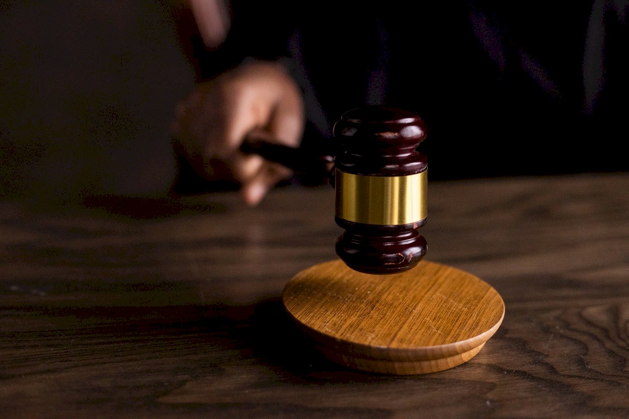歐盟法院判決：買火車票不能問先生小姐