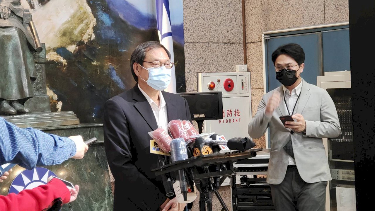 對決周春米參選屏東縣長 蘇清泉：最後一戰力拚綠地變藍天