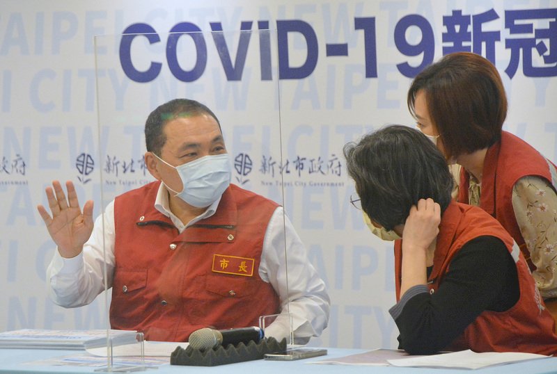 本土疫情延燒 指揮中心修訂新冠定義12號實施