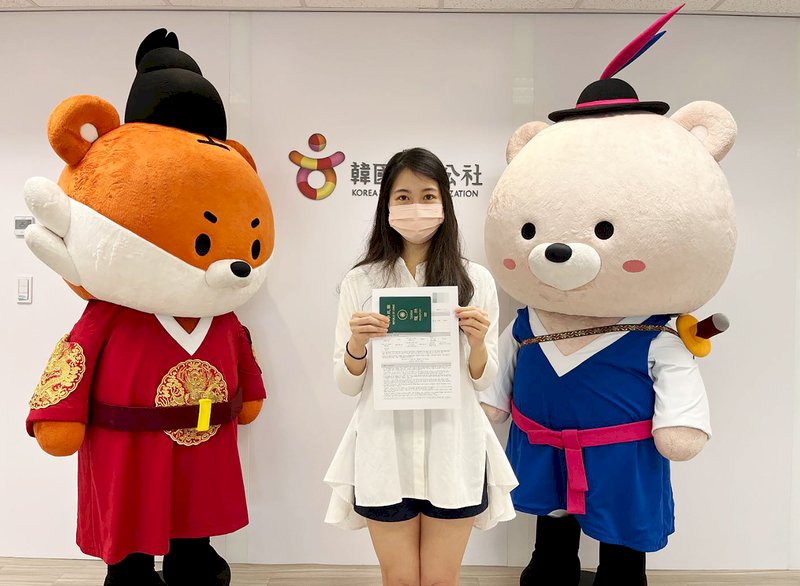 出國蓄勢待發  台灣客預約申請韓國觀光簽證  7/26前已滿