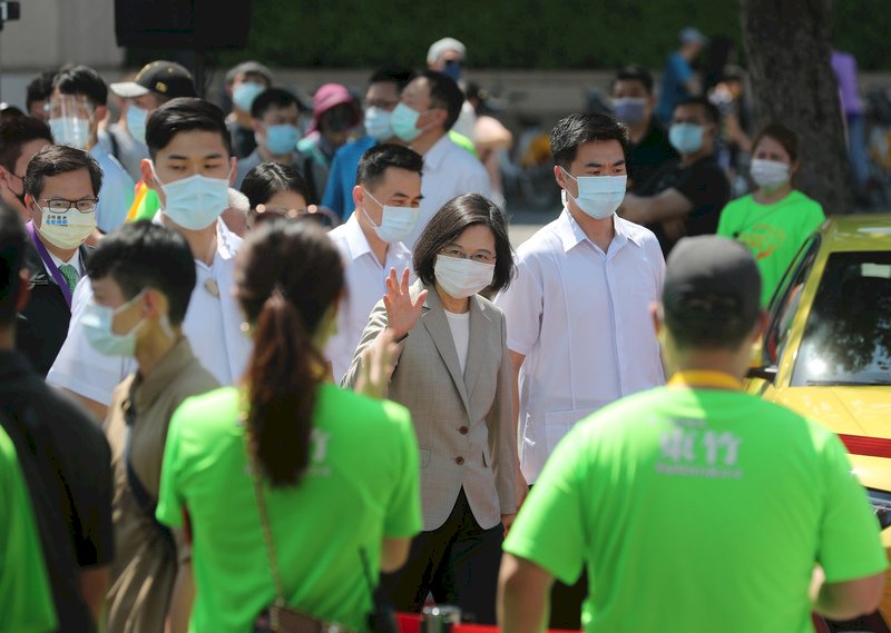 暑假將屆 蔡總統：提高疫苗覆蓋率邁向正常疫後生活
