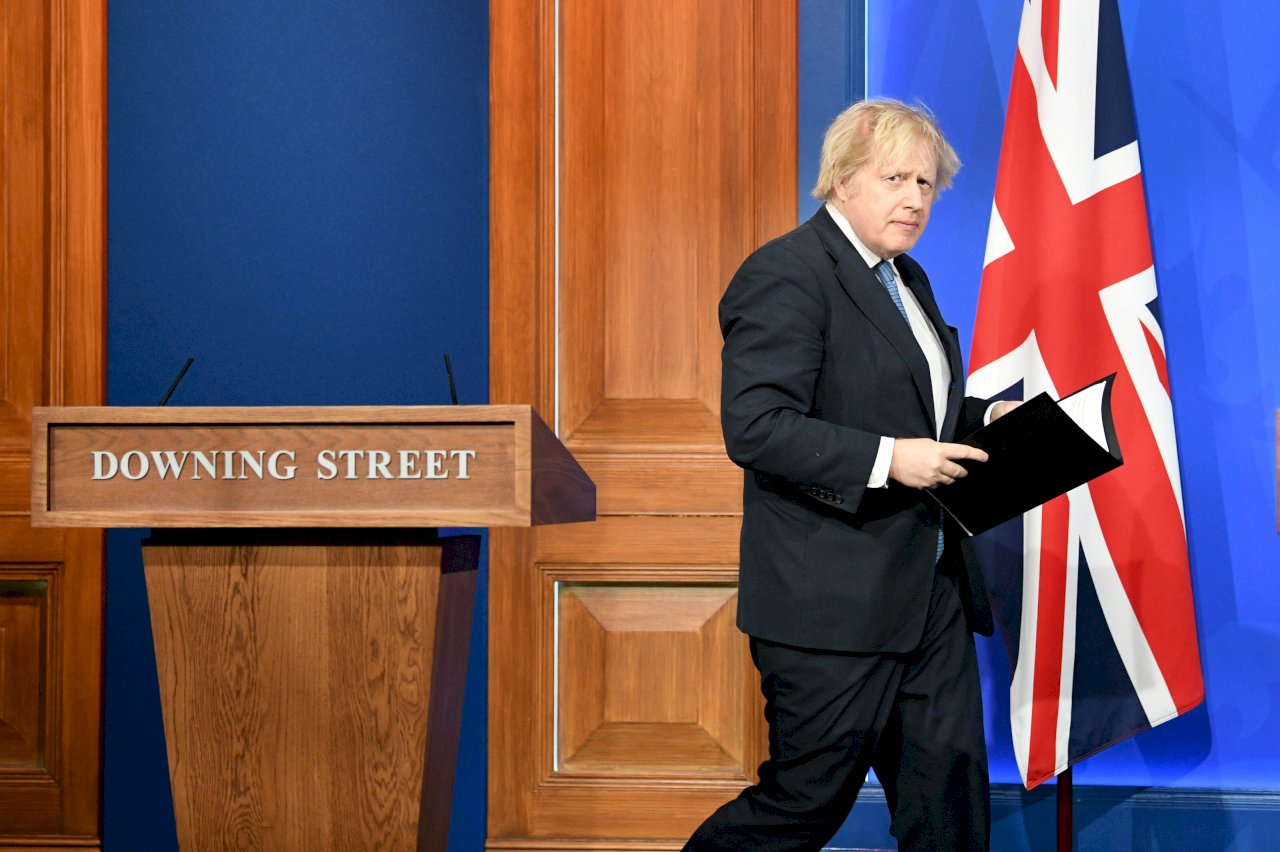 強生黯然下台 英保守黨首相之爭揭開序幕(影音)