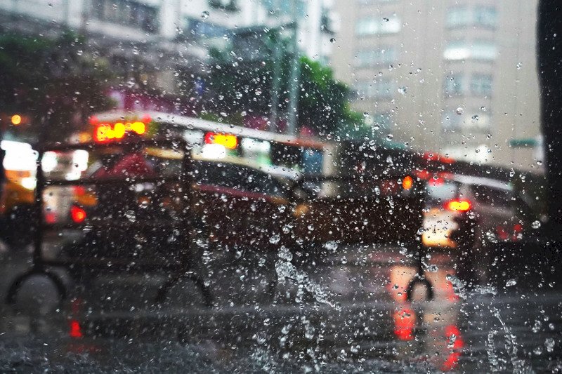 雨區擴大 &nbsp;雙北等15縣市大雨特報