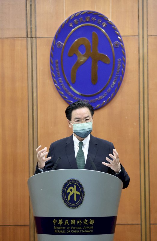 外館遭批救人回台太消極 外長：已盡力協助 勿為難基層
