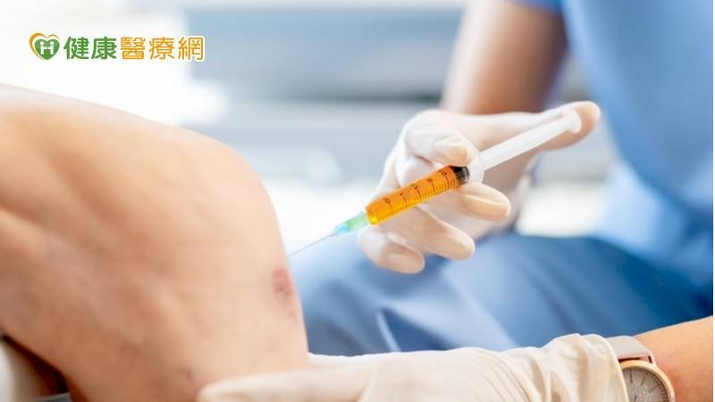 關節卡卡！玻尿酸注射治療要注意什麼？骨科醫師詳解