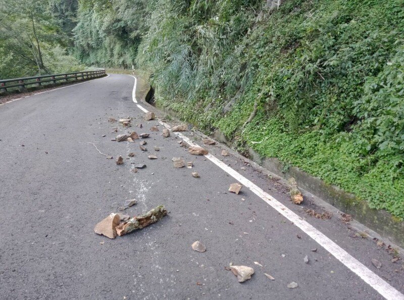 南橫公路梅山口至向陽路段 19日持續預警性封閉