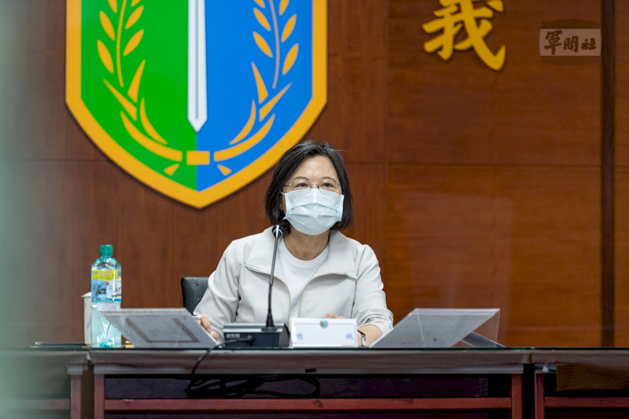 總統視察花東 指示國軍隨時投入防救災