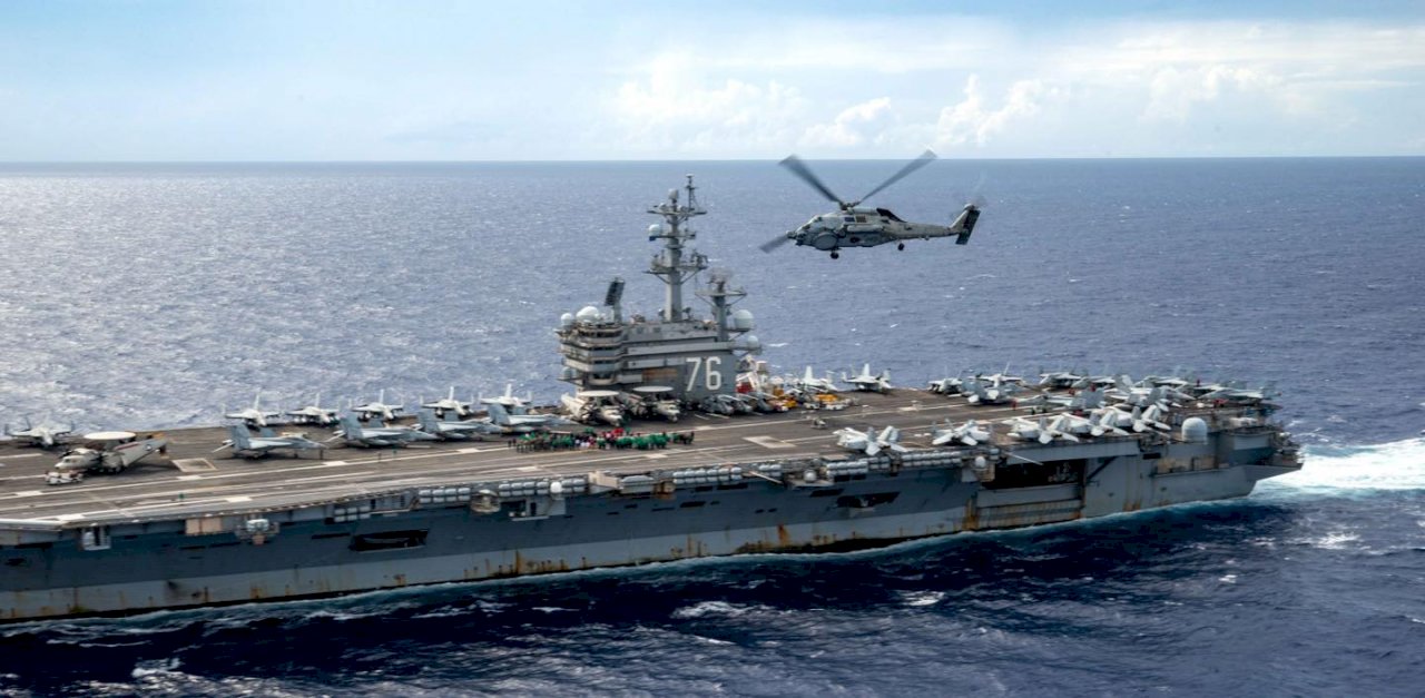 美雷根號航空母艦抵南韓 4年來首次