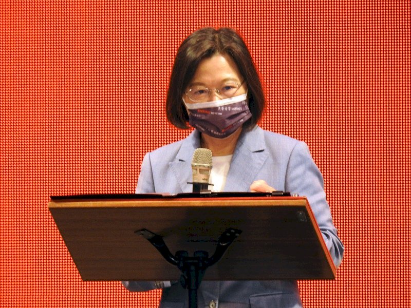 蔡總統：提高產業競爭力  成全球供應鏈關鍵力量