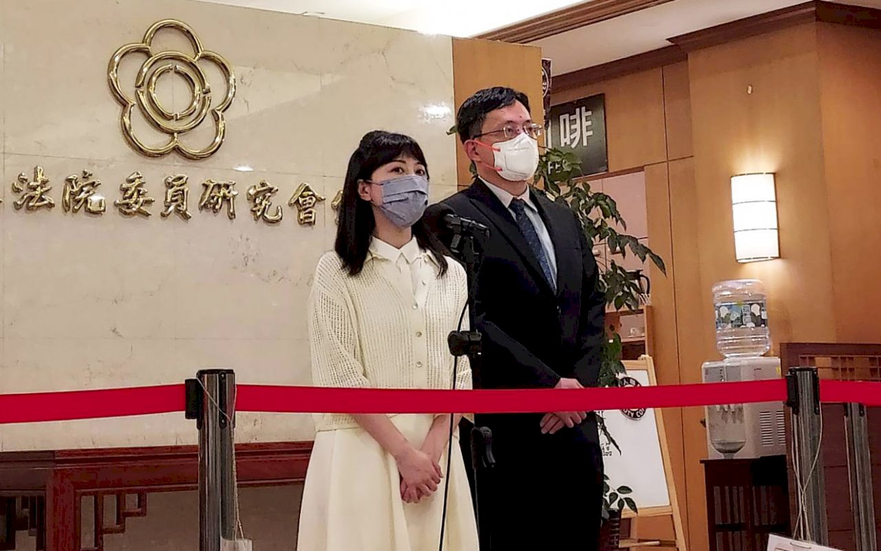 林秉樞判刑2年10個月 高嘉瑜：判決過輕不能接受
