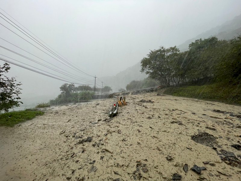 北橫公路柔腸寸斷  7處待搶通