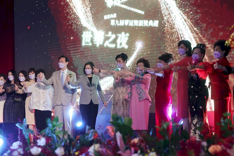 總統：後疫情挑戰  讓投資環境更友善