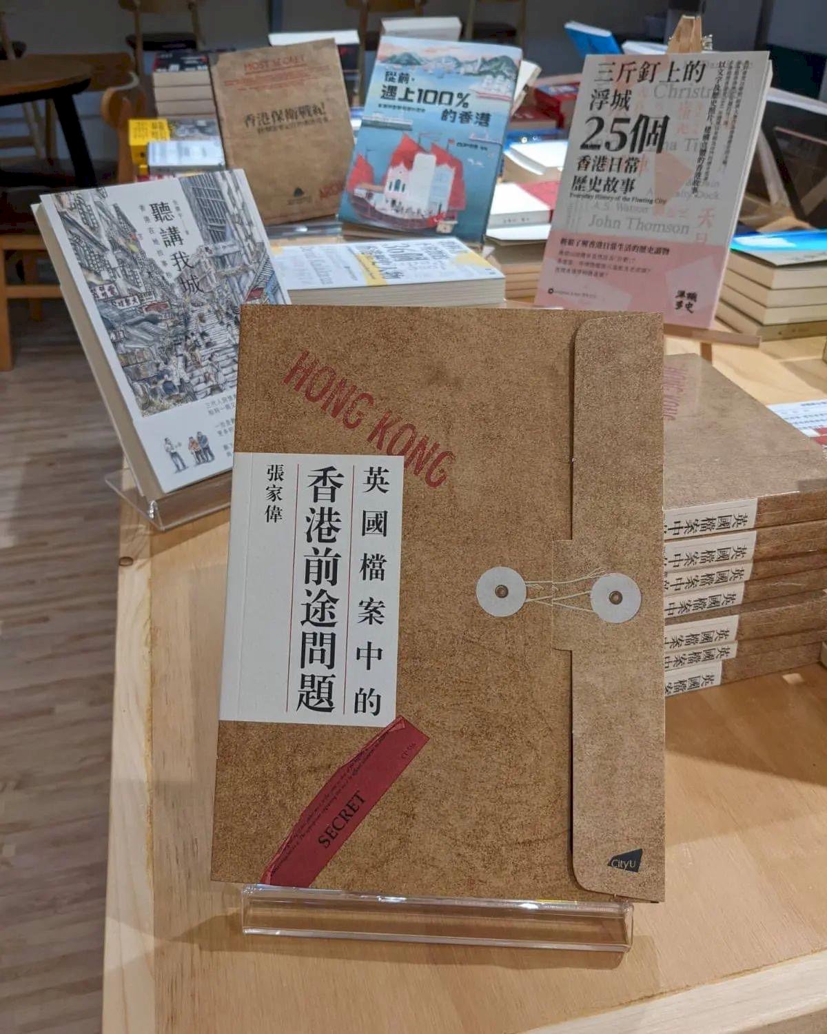 留下書寫》在時代終結時回望時代