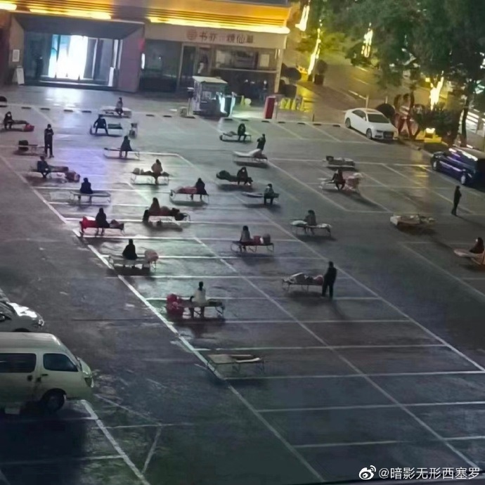 露天方艙！蘭州寒夜 隔離人員睡大街
