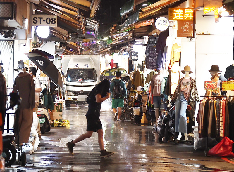 出門帶雨具 鋒面接近今晚起中部以北防較大雨勢